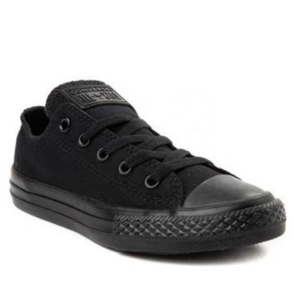 CONVERSE Chuck Taylor Black Low Top Shoes